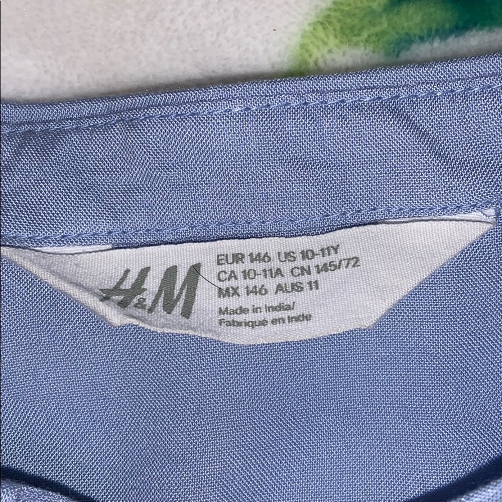 Blue button down - Picture 4 of 4